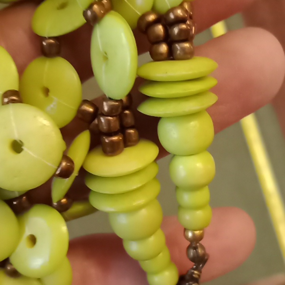Lime Green Dyed bone Necklace #835 - Picture 7 of 8
